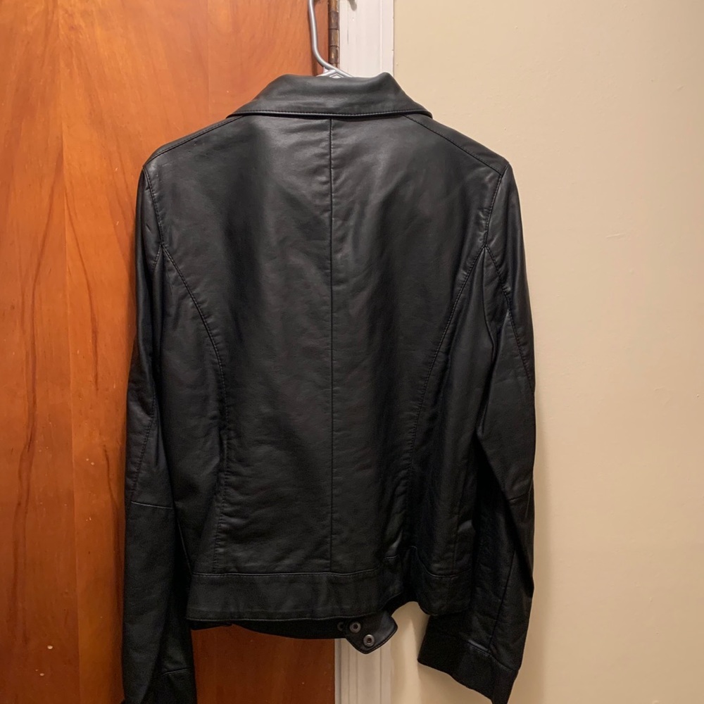 Jacket - Picture 5 of 5